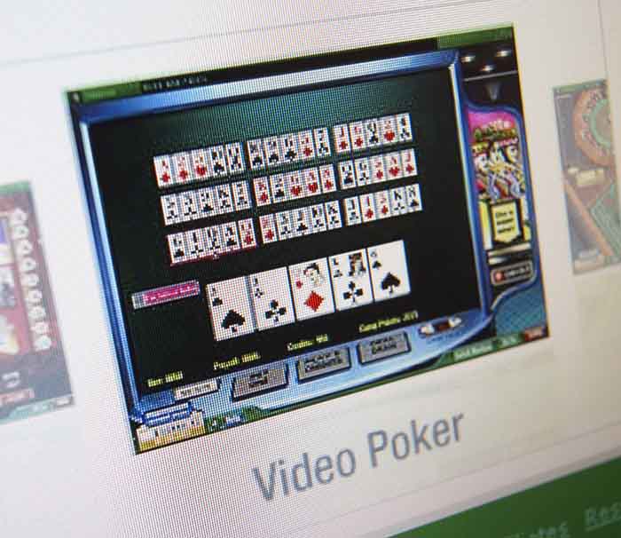 Igrajte video poker igre na video poker automatima, osvojite jackpot i zabavite se igrajući
